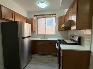 944 70th St FLOOR 2, Brooklyn, NY 11228