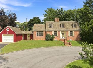 6 Academy Ct, Berryville, VA 22611