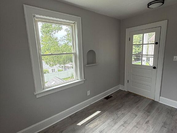 5th image of 5002 Morwanda St NW
