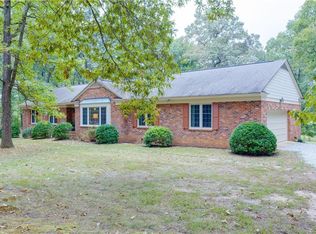 950 Issequena Ln, Crozier, VA 23039