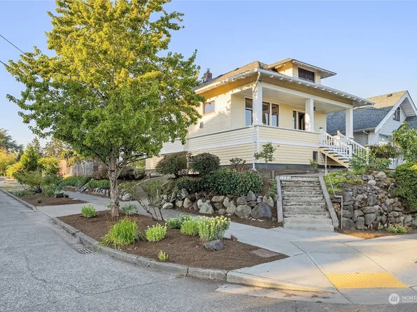 4802 S Garden Street, Seattle, WA 98118
