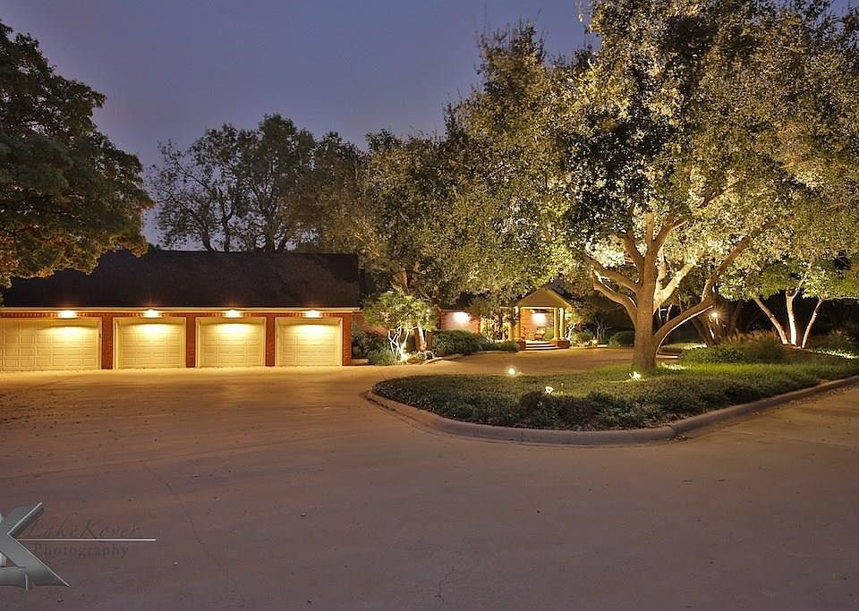 1st image of 2727 Oldham Ln