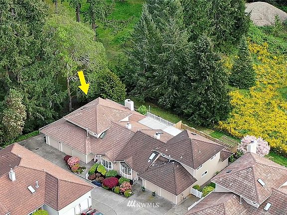 3rd image of 7415 71st Avenue Ct SW