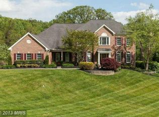 5 Hunt Club Ct, Phoenix, MD 21131