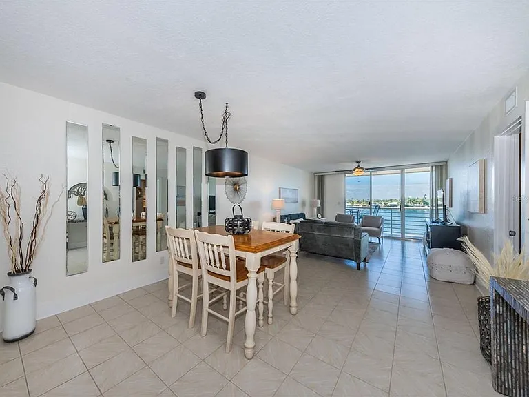 6083 Bahia Del Mar Cir #460 — Photo 6