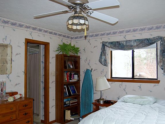 5th image of 198 Cove Ln