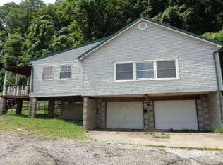 640 Hampshire Dr, Saint Albans, WV 25177