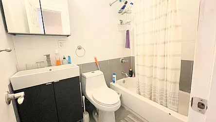 Rented by Skynest 