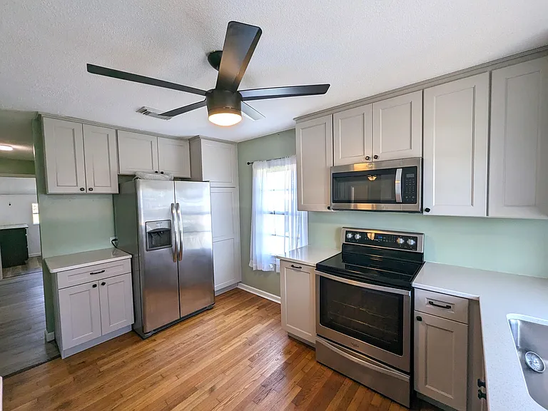 114 Ridgewood Ave — Photo 17