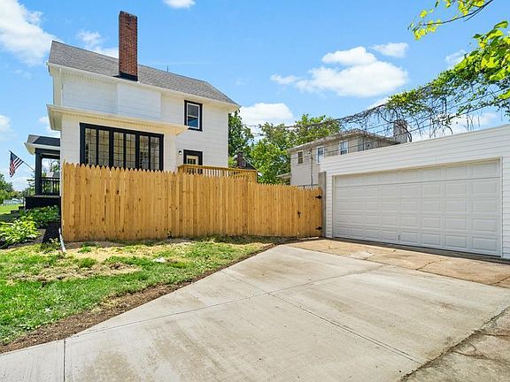 3rd image of 4305 Ethland Ave