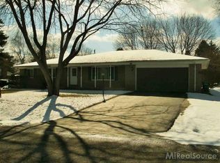 64745 Norwich Cir, Washington, MI 48095