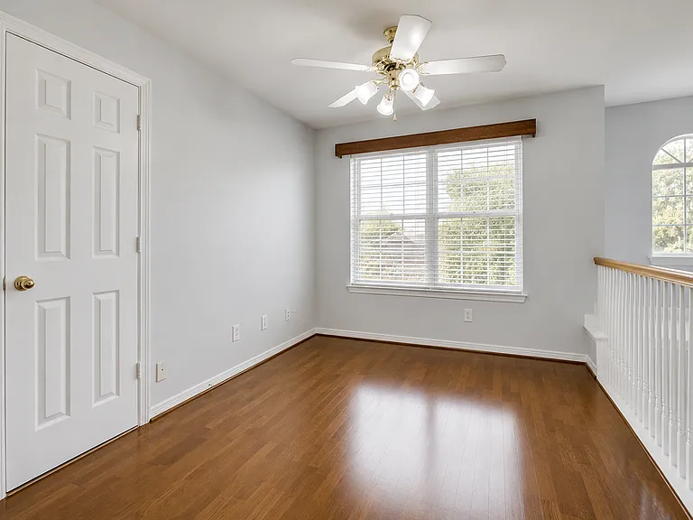 Upstairs - Bonus Flex Area