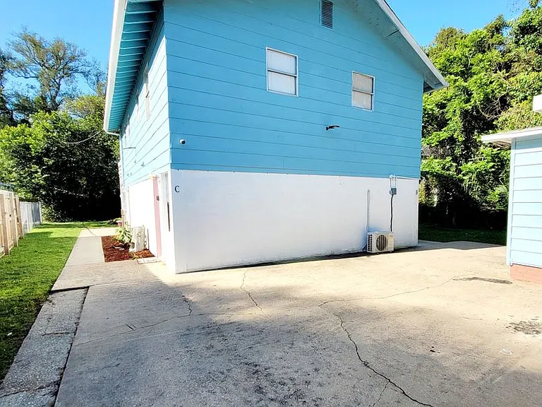3903 W Gadsden St #B — Photo 2
