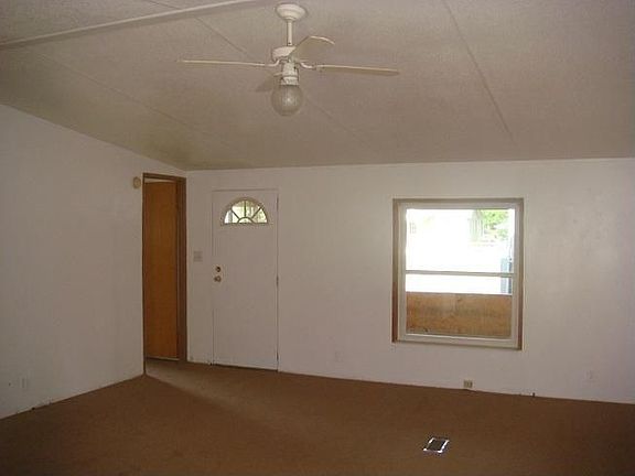 4th image of 235 Claremore Ave