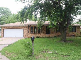1704 N Stoney Point St, Wichita, KS 67212