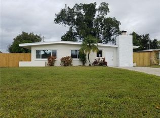8559 Hollyhock Ave, Seminole, FL 33777