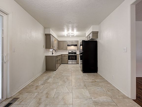 Kitchen/ Dining space view