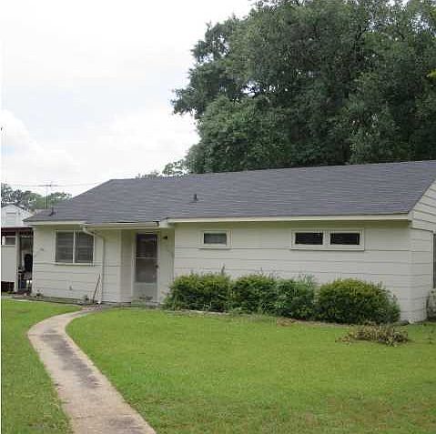 2nd image of 3200 Cottage Hill Rd