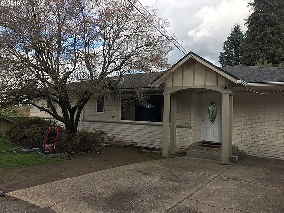 3rd image of 6701 NE 78th St