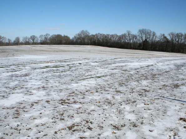 Highway 104 E, Newbern, TN 38059