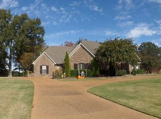 750 Golden Pond Cir, Coldwater, MS 38618