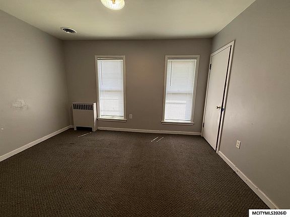 4th image of 214 1st St NW