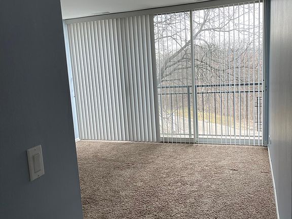 2nd image of 5810 Oakwood Dr #3
