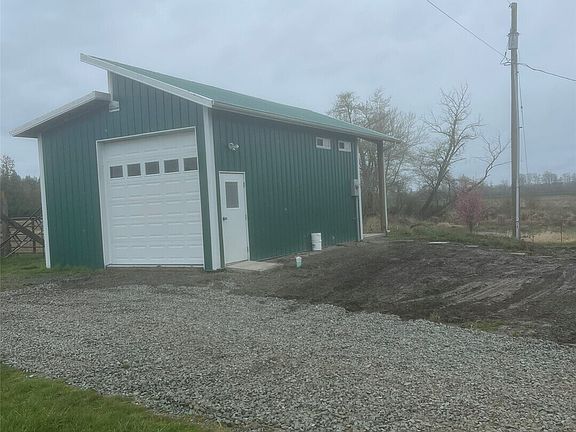 4th image of 22556 Franklin Road