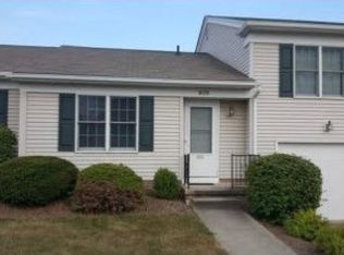 809 Amherst Ln, Brunswick, OH 44212