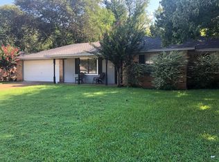 917 Corey Dr, Whitehouse, TX 75791
