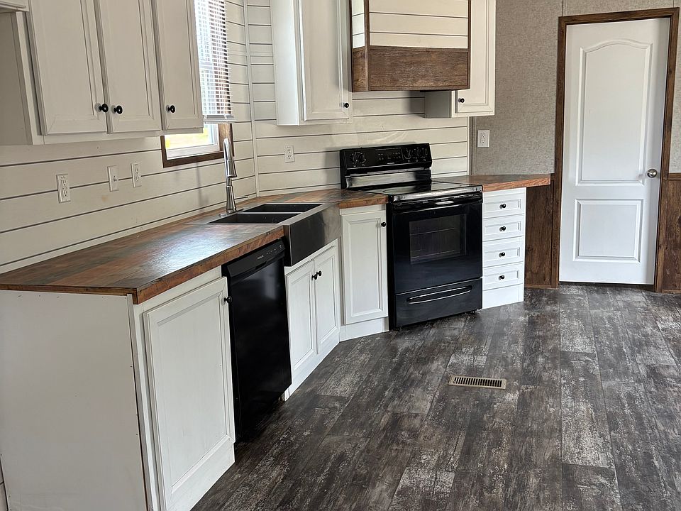 1st image of 28515 Jackie Gordan Ln