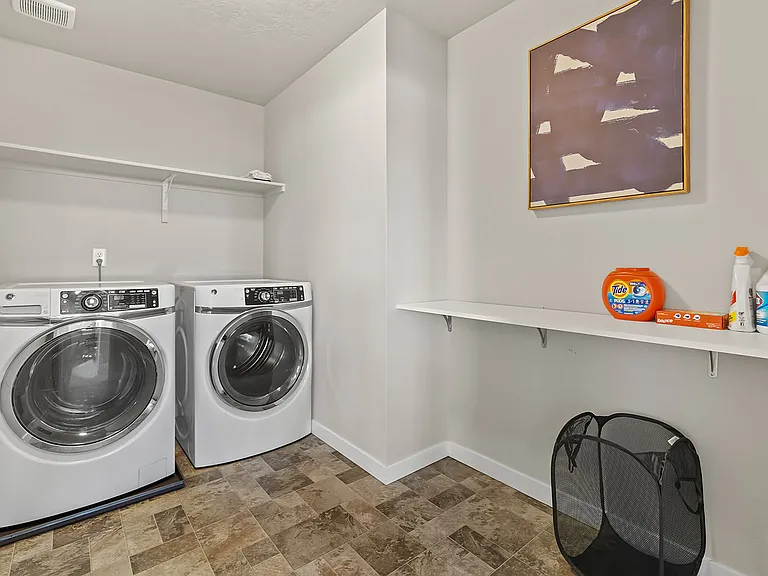 11273 W Broadstone St — Photo 27