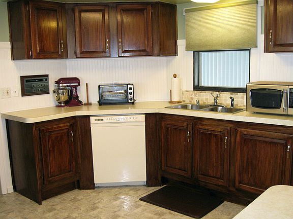 4th image of 7698 Skylark Dr SE