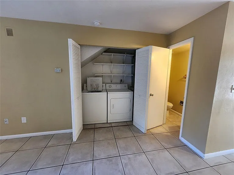 702 SW 70th Ter #B — Photo 20