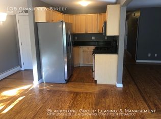 105 Grand View St, Providence, RI 02906