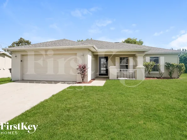 223 NE 30th Ter, Cape Coral, FL 33909