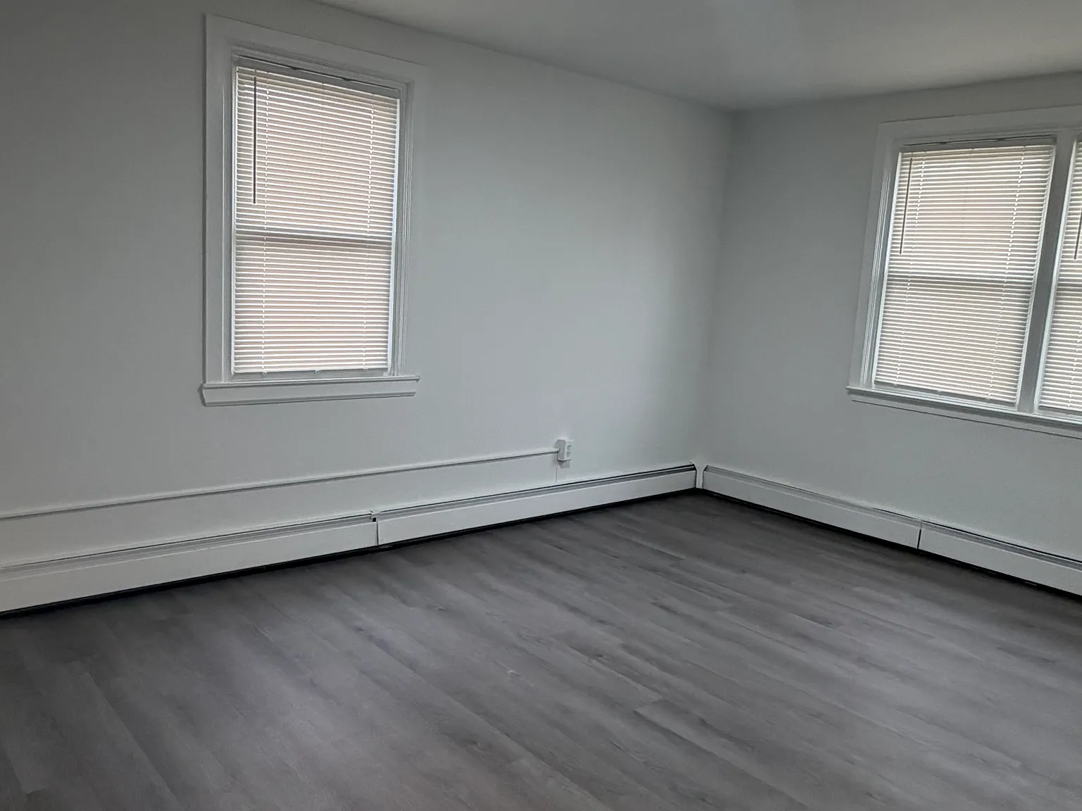 2 bed, $1,350 — Photo 3