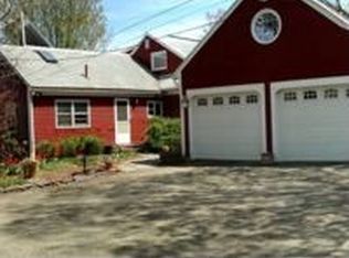 1680 S East St, Amherst, MA 01002