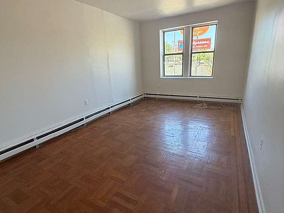 3rd image of 210-212 Central Ave #2H