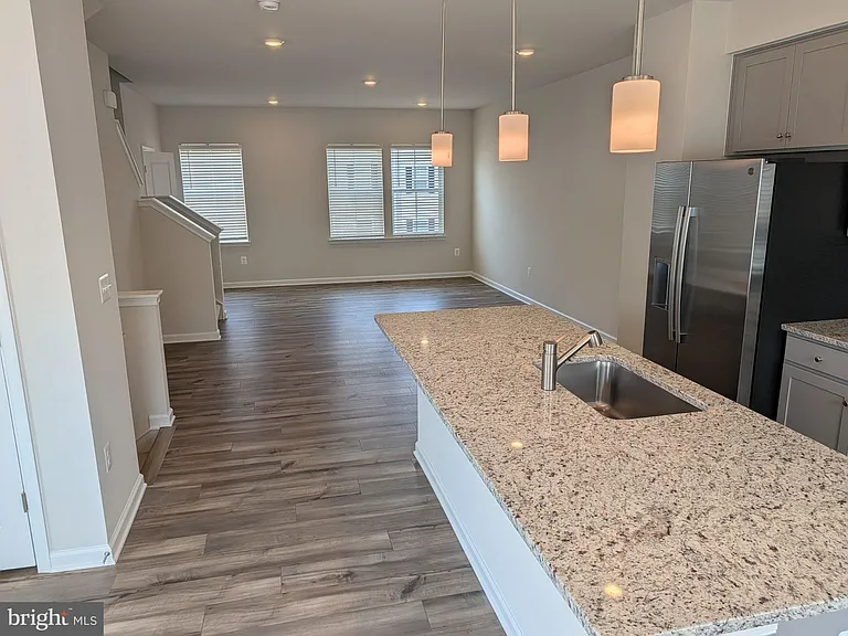 266 Swan Ave — Photo 14