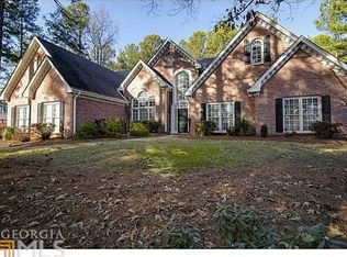 1245 Village Oaks Ln, Lawrenceville, GA 30043