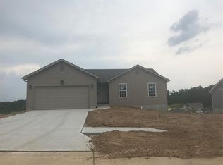 209 Hawkshire Ct, Hillsboro, MO 63050