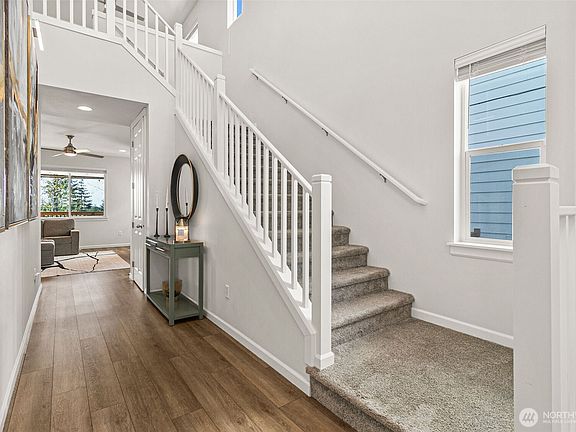 5th image of 14818 Tyee Drive E