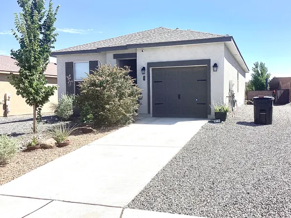 57 Tome Vista Dr, Los Lunas, NM 87031