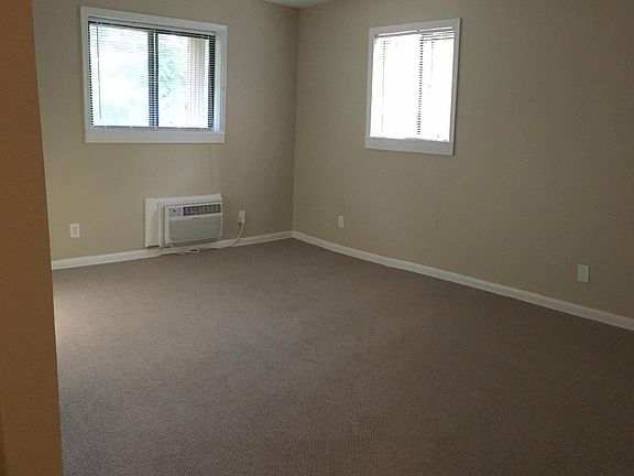 5th image of 1701 S Edgewood St APT 4