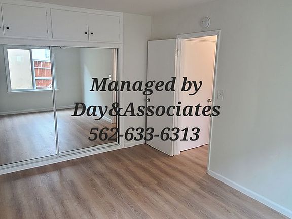 3rd image of 136 N Edgemont St APT 2