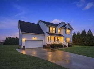 101 Chickadee St, Moyock, NC 27958