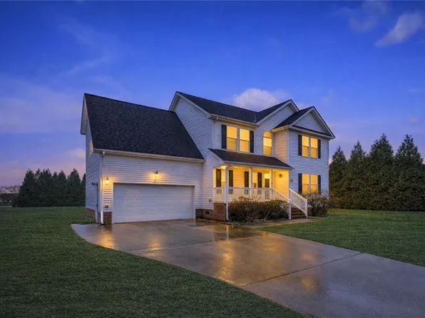 101 Chickadee St, Moyock, NC 27958