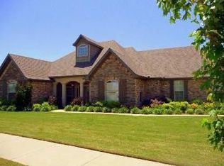 495 Warrenton Shores Dr, Guntersville, AL 35976