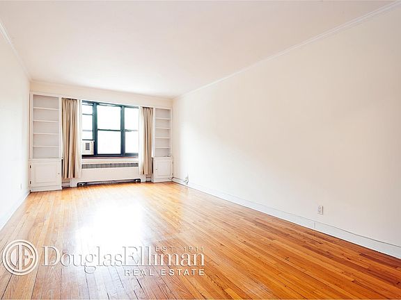 2nd image of 1 Town House Pl APT 3K
